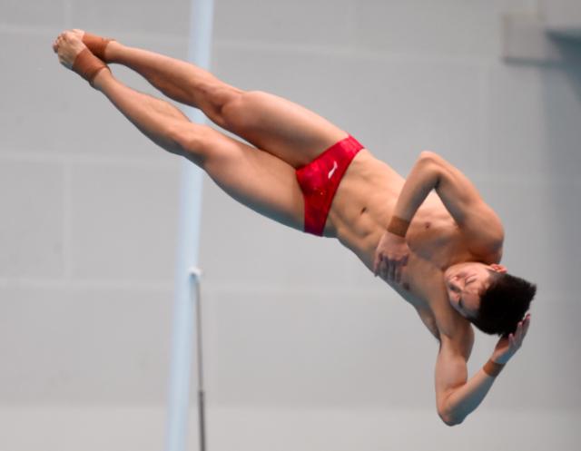 必发官网-男子3米板王宗源破600分夺冠 曹缘走板重大失误